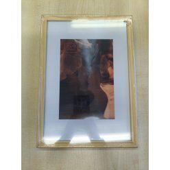 Képkeret egyedi képpel A4 világos fa mintás