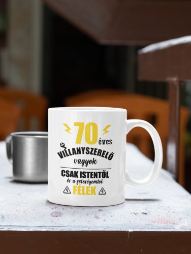 Villanyszerelő 2 vagyok bögre