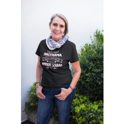 Nagymama olyan mint anya fekete póló