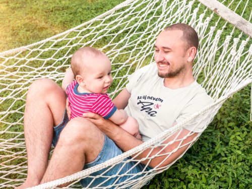 Az új nevem apa rózsaszín cumival fehér póló