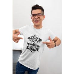 Én egy tanár vagyok fehér póló