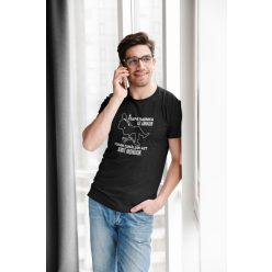 A csapatmunka fekete póló