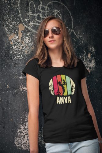 Anya mintás fekete póló