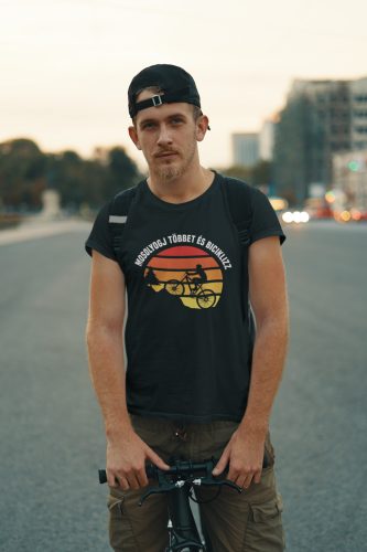 Mosolyogj többet és biciklizz fekete póló